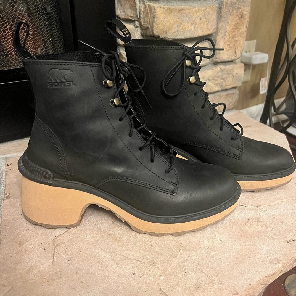 Sorel Women's Hi-Line Lace-Up Lug Combat Boots - Picture 10 of 12